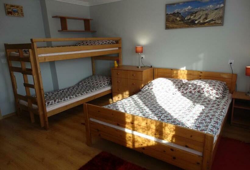 חדר משפחתי, Noclegi Przy Szlaku