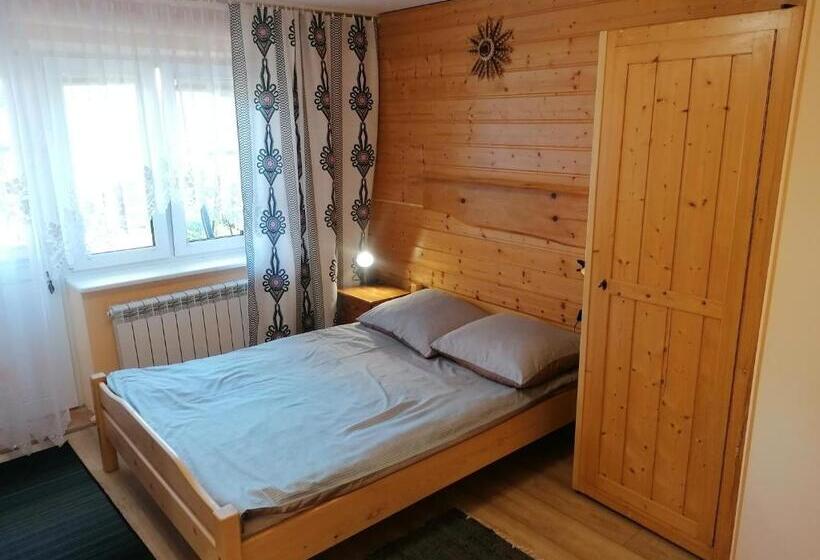 חדר סטנדרט עם טרסה, Noclegi Przy Szlaku