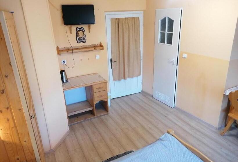 חדר סטנדרט עם טרסה, Noclegi Przy Szlaku