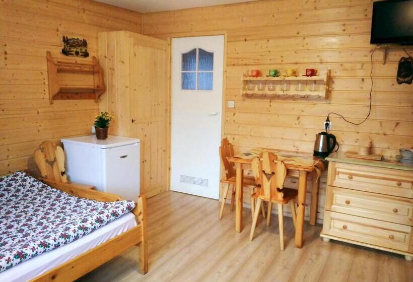 חדר סטנדרט לארבעה, Noclegi Przy Szlaku