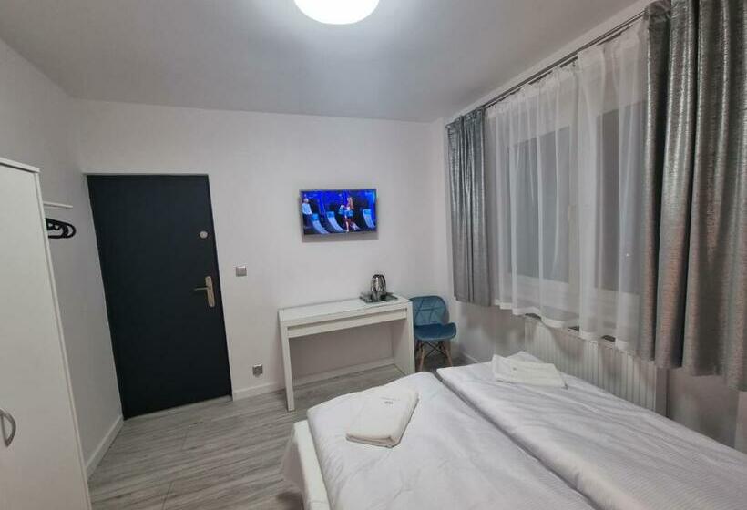 标准间, Snow Queen