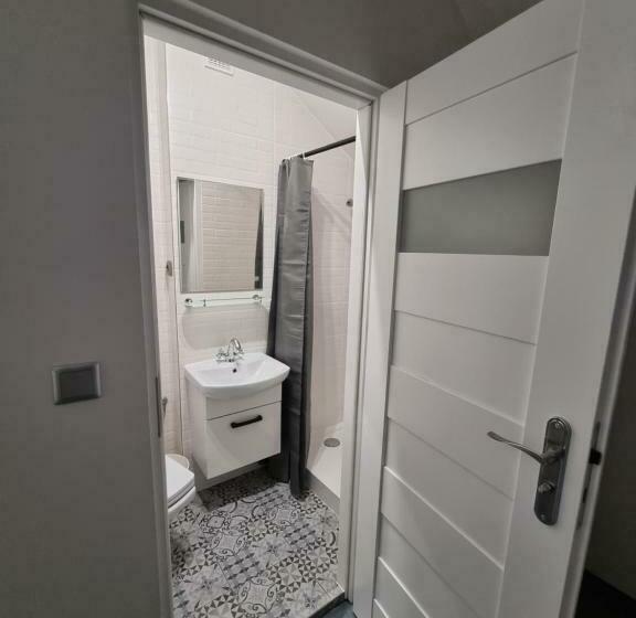 标准间, Snow Queen