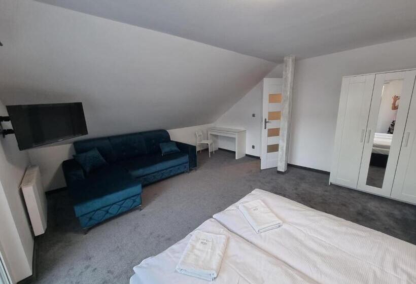 家庭间, Snow Queen