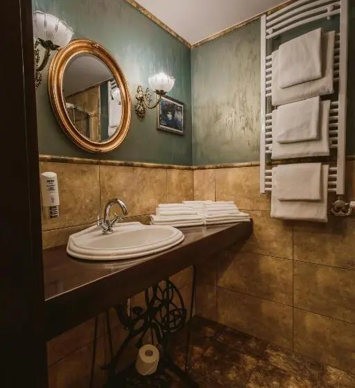 ファミリールーム, Via Villa