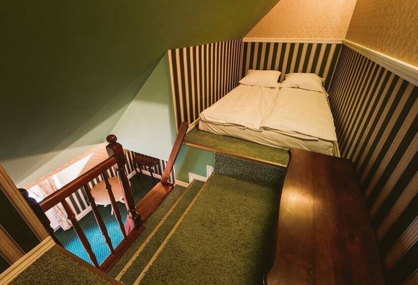 اتاق استاندارد, Via Villa