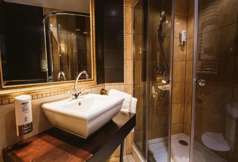 اتاق استاندارد چهار تخته, Via Villa