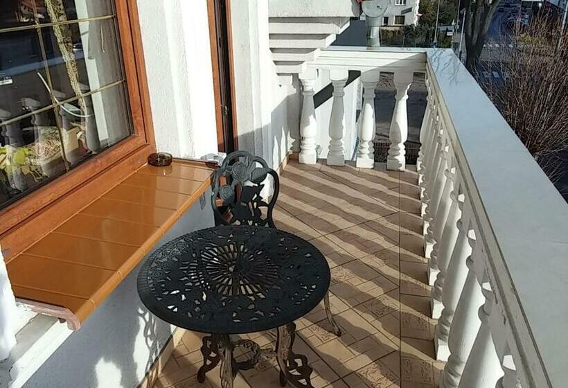 Номер Стандарт с Балконом, Willa Epoka