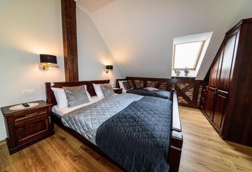 带阳台的三人标准间, Willa Na Złotym Widoku