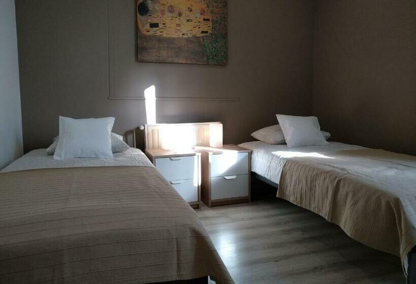 Номер Deluxe, City Apartments & Gym