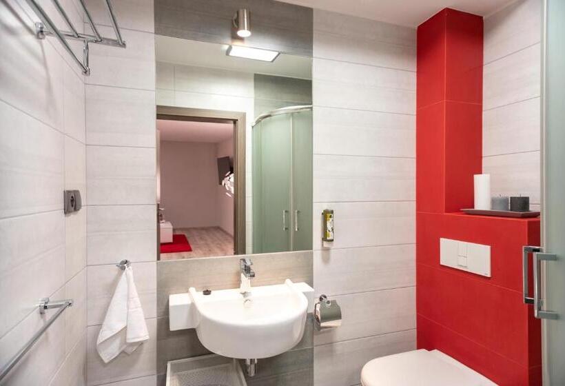 四人高级间, Apartamenty Elitmat