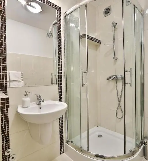 اتاق لوکس چهار تخته, Apartamenty Kościelisko