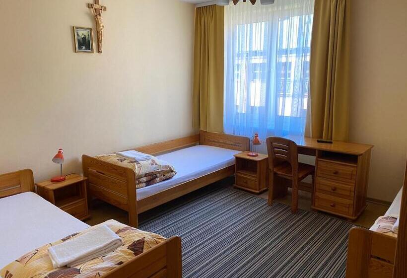 חדר סטנדרט לשלושה, Ośrodek Gwiazda Morza