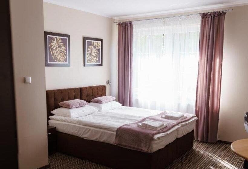 Четырехместный Номер Стандарт, Villa Paula