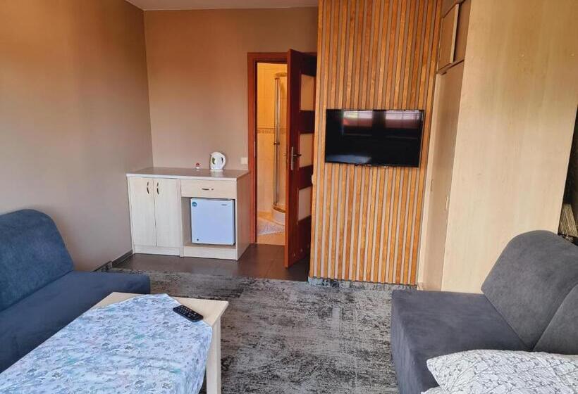 اتاق استاندارد سه نفره, W Zakopanem Hej