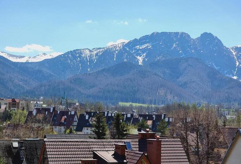 اتاق استاندارد با چشم‌انداز کوهستان, W Zakopanem Hej