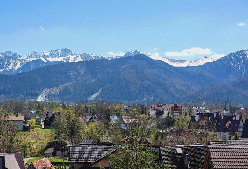 اتاق استاندارد با چشمانداز کوهستان, W Zakopanem Hej