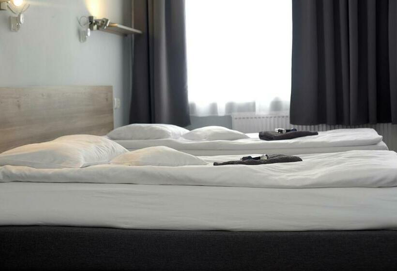 اتاق استاندارد, Hostel Helios