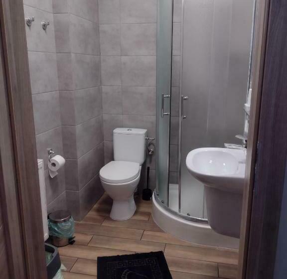 اتاق استاندارد, Hostel Helios