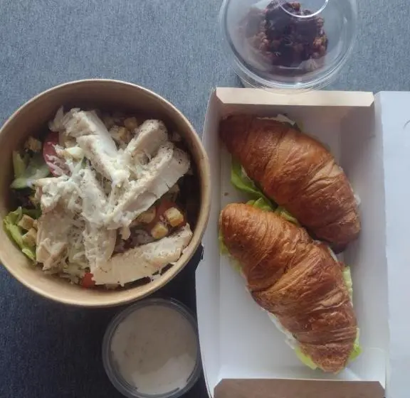 Standard Neljän Hengen Huone, Hostel Helios