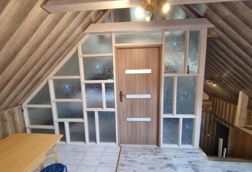 استودیوی استاندارد, Agroturystyka Dowoli