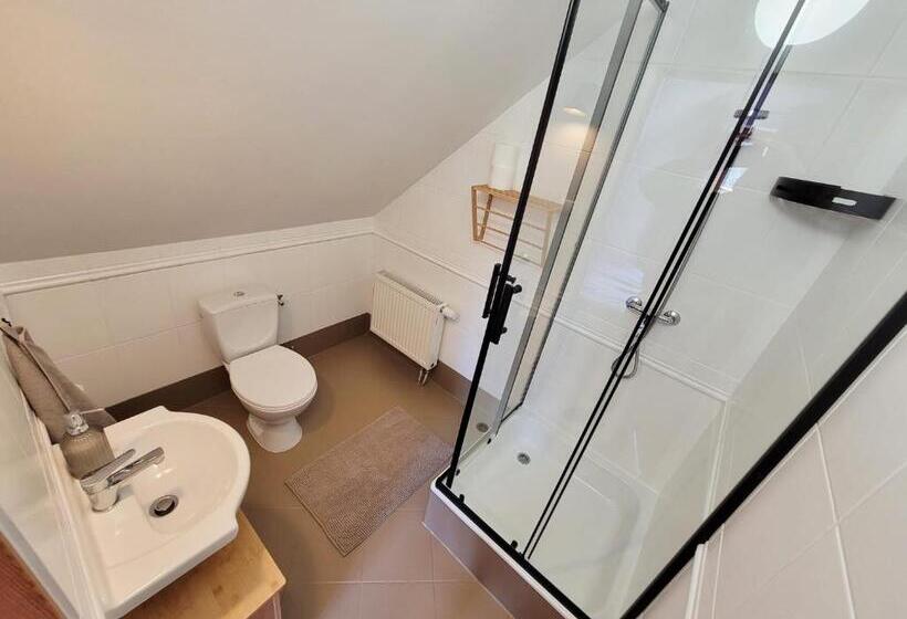 اتاق استاندارد سه نفره, Agroturystyka Dowoli