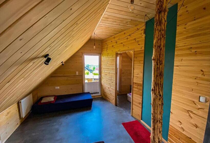 샬레, Agroturystyka U Moniki