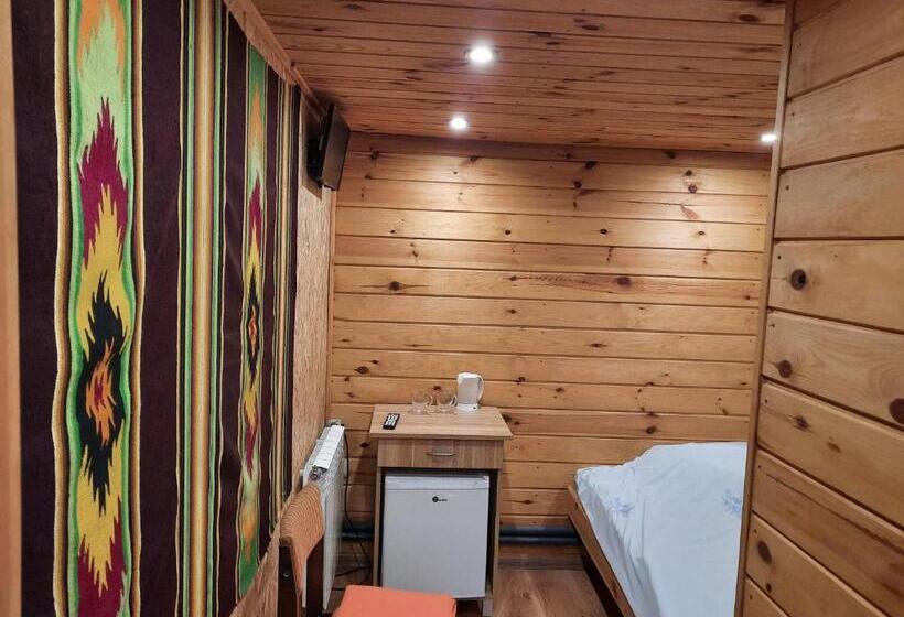 חדר סטנדרט יחיד, Stajnia Bukwica