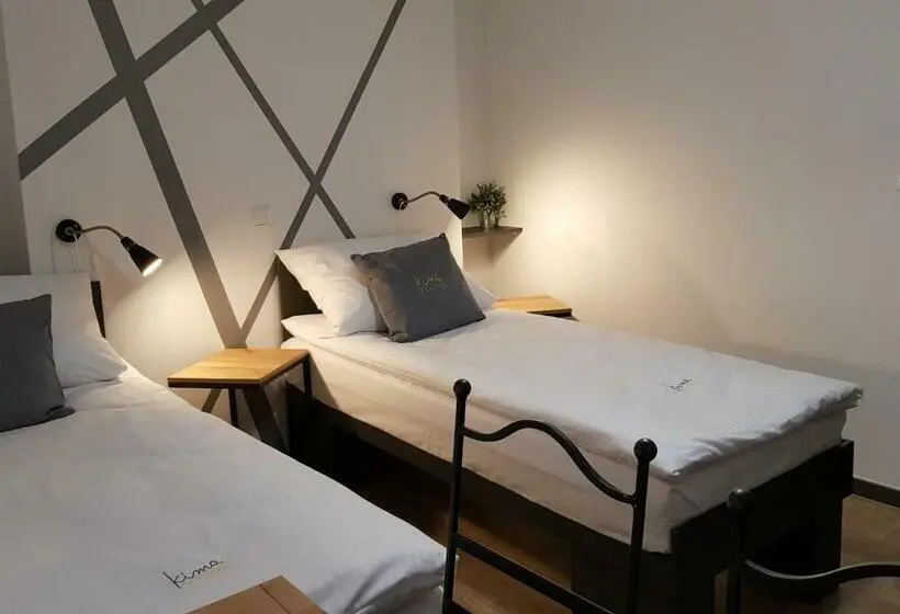 Standard-huone, Kimanoclegi