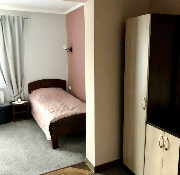 Трехместный Номер Стандарт с Балконом, Noclegi U Masnych