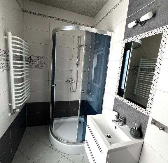 Номер Стандарт, Noclegi U Masnych