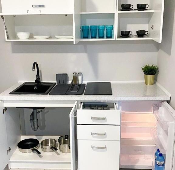 סטודיו משפחתי, Pokoje Gościnne Przy Molo