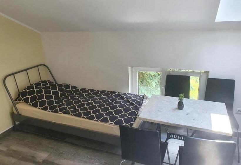 חדר סטנדרט לארבעה, Pokoje Przy Zamku