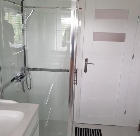 חדר משפחתי חדר אמבטיה משותף, Pokoje Przy Zamku