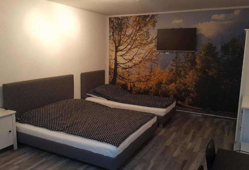 スタンダードトリプルルーム, Pokoje Przy Zamku