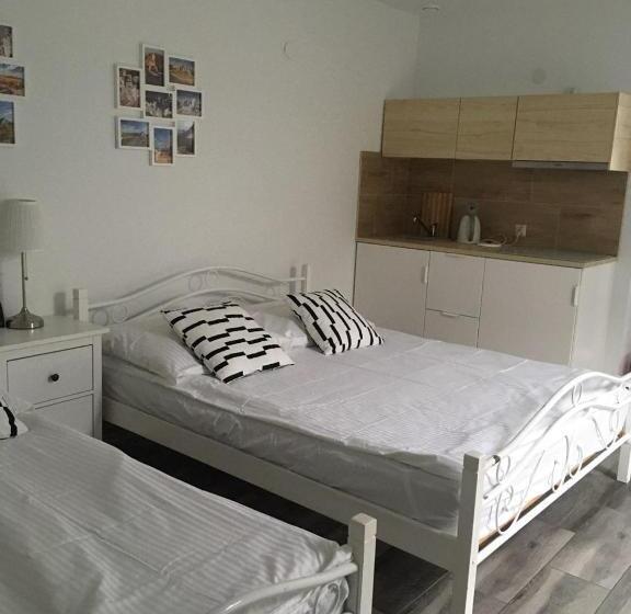 スタンダード４人部屋, Pokoje Przy Zamku