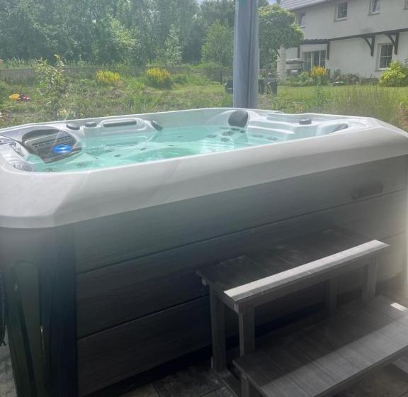 דירת חדר, Sarnia Polana