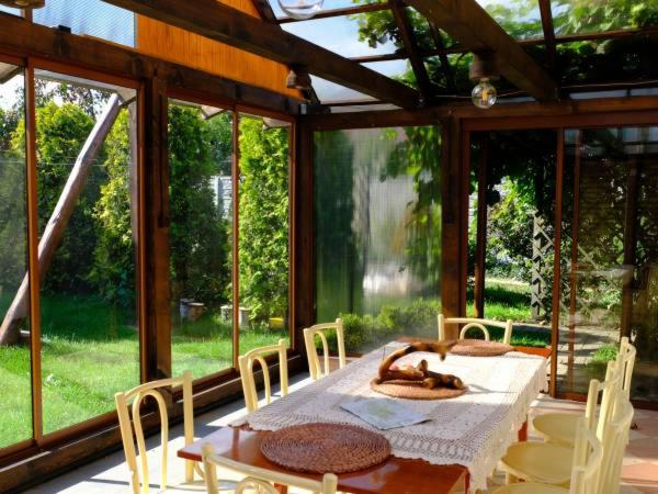 דירת חדר, Stajnia Bukwica