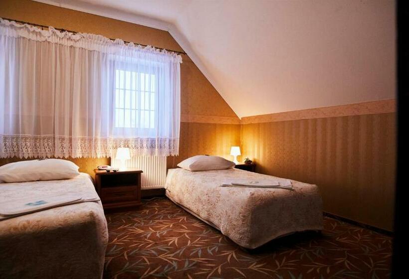 标准间, Zielony Zakątek