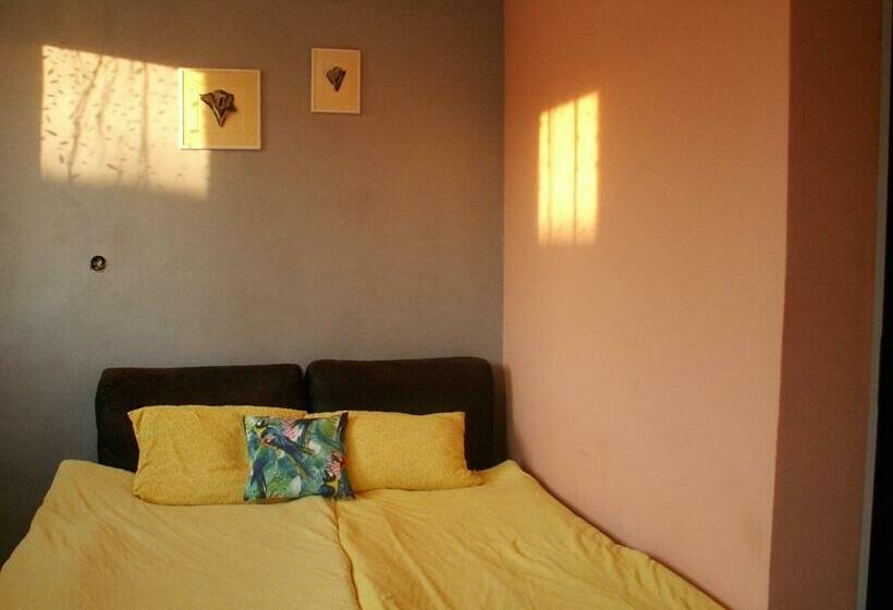 חדר סטנדרט לשלושה, Noclegi Centrum