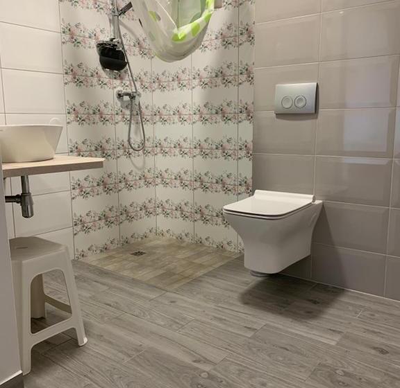 标准间, Willa Milonga