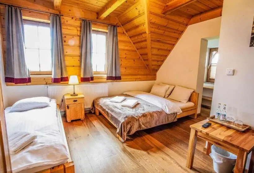Standard Kolmen Hengen Huone, Willa Na Borku