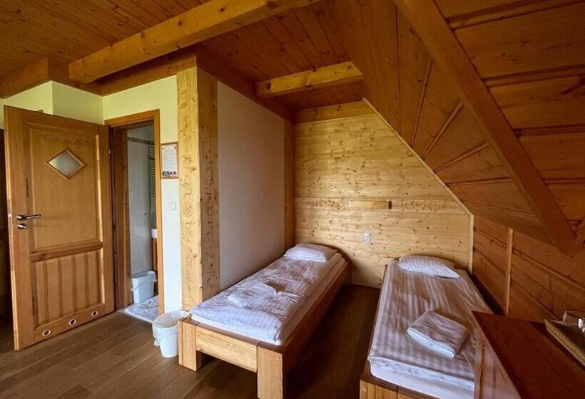 חדר לארבעה סטנדרטי עם מרפסת, Willa Na Borku