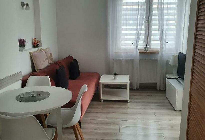 جناح عائلي, Willa Nad Potokiem