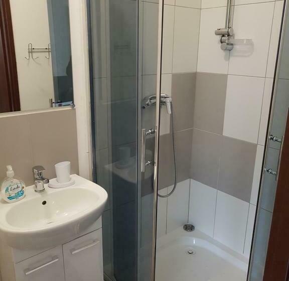 جناح عائلي, Willa Nad Potokiem