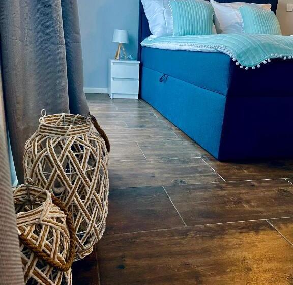 ファミリールーム, Wytworna Foczka