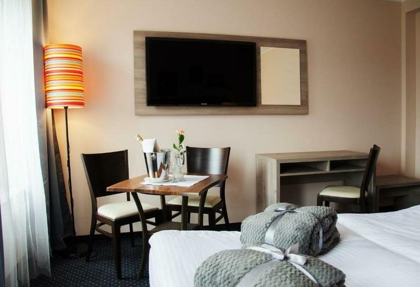 デラックスルーム, Pokoje Gościnne Wip