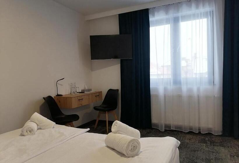 غرفة قياسية, Pokoje Hotelowe Lupus