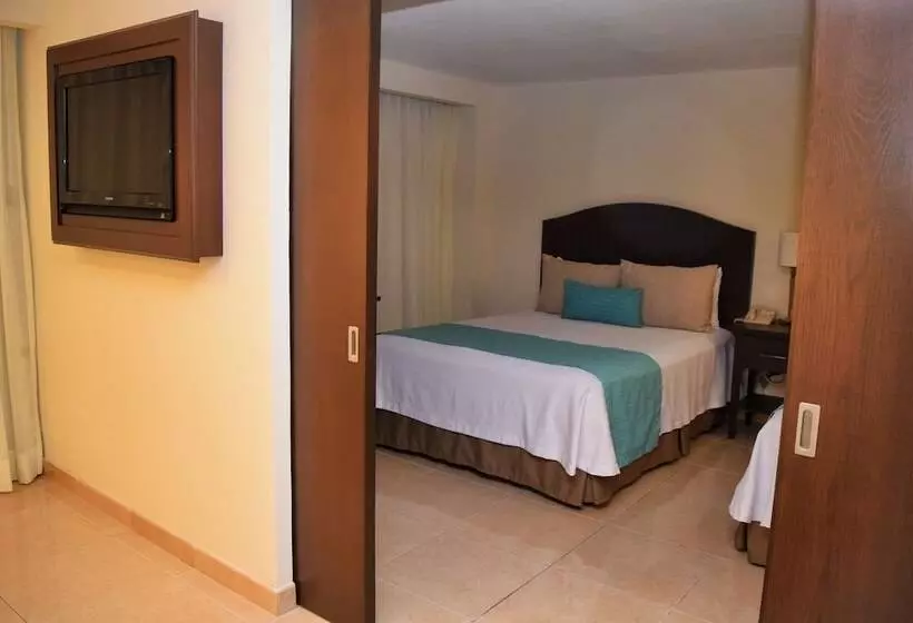オーシャンビュースイート, Astur Hotel & Residence