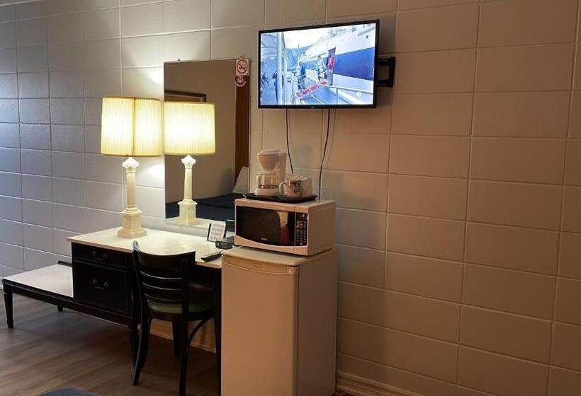 Номер Стандарт, Bel Air Motel