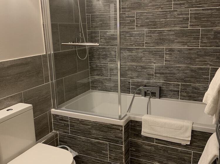 Номер Стандарт, Auldgirth Inn